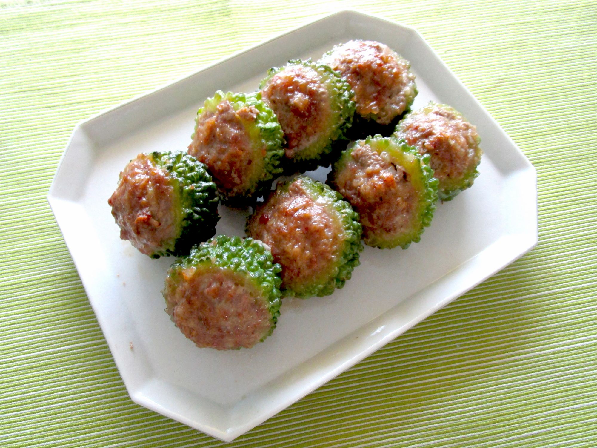 ゴーヤ の 肉 詰め